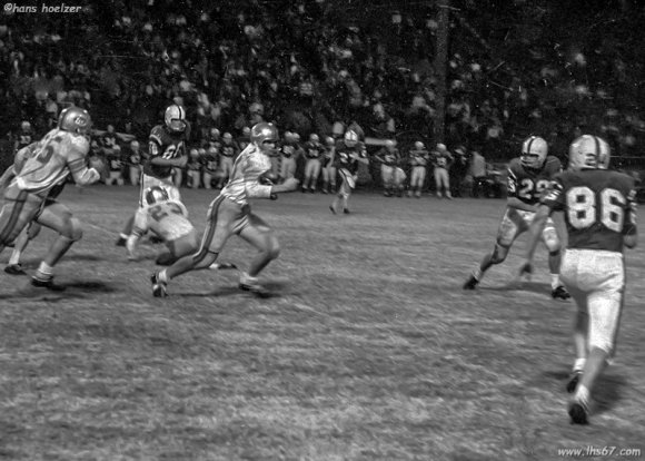 1966 10-8 Football Decatur Offense 3.jpg